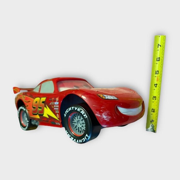 Talking Lightning McQueen 12” – Disney/Pixar Cars by Mattel (Y3183) - Picture 3 of 5